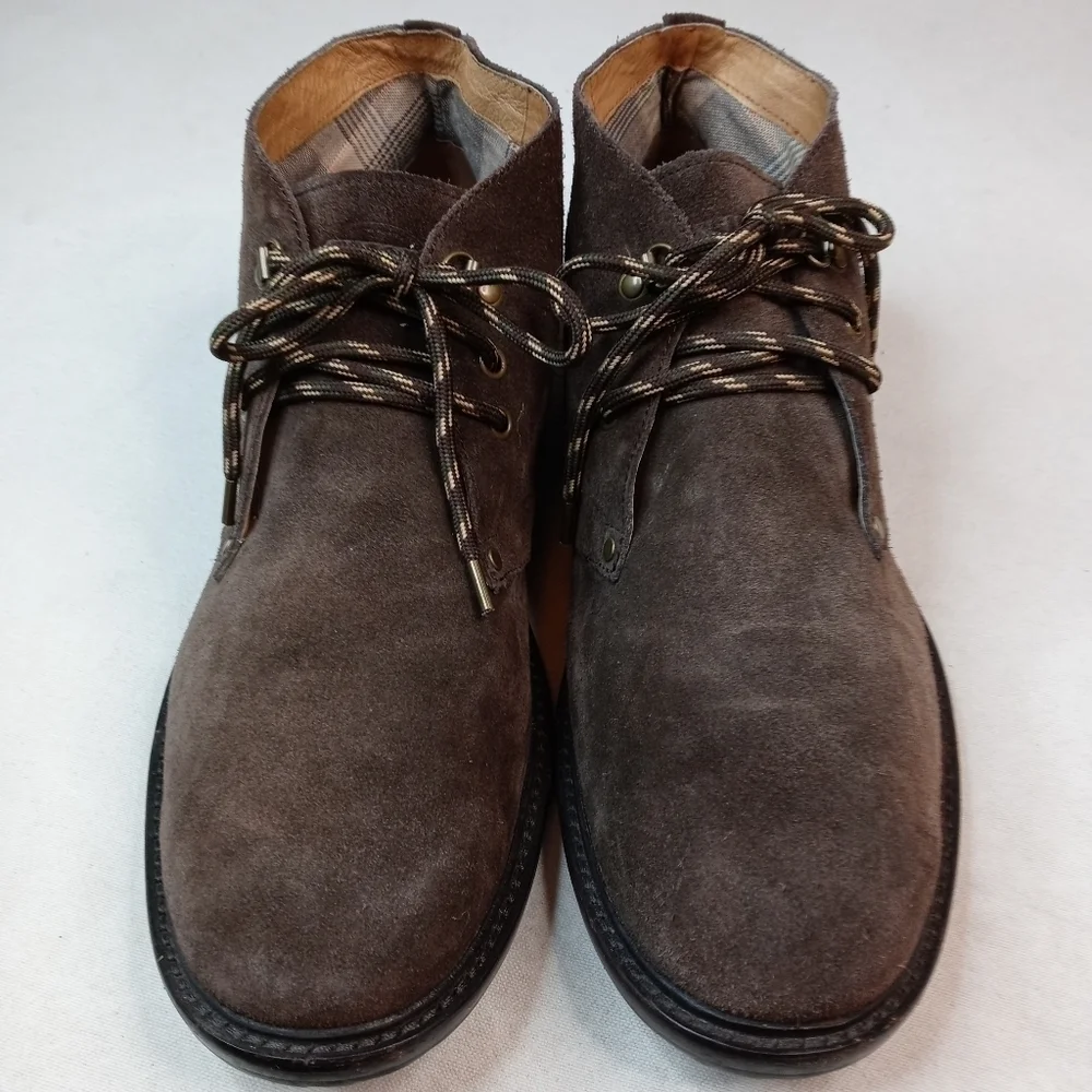 Fossil desert chukka